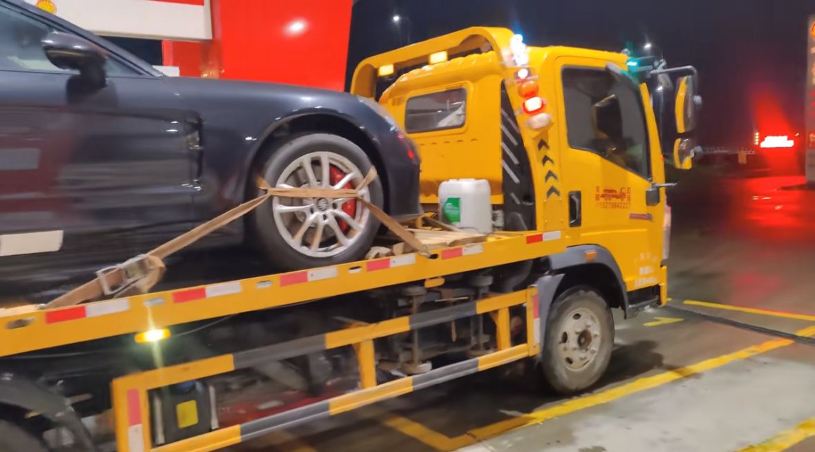 吕梁行车途中遇到突发状况该如何呼叫道路救援？